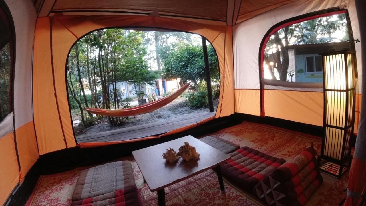Phayam Friends Hotell Koh Phayam Exteriör bild