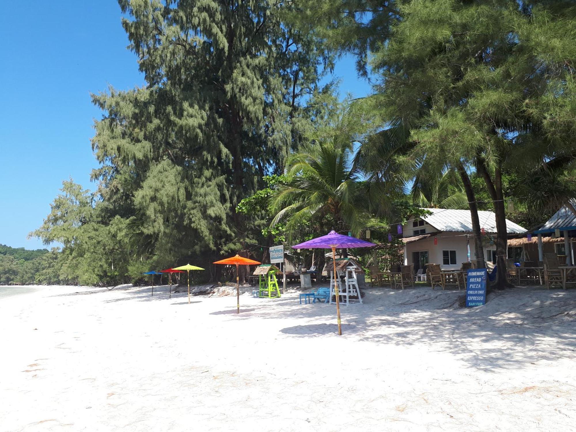 Phayam Friends Hotell Koh Phayam Exteriör bild
