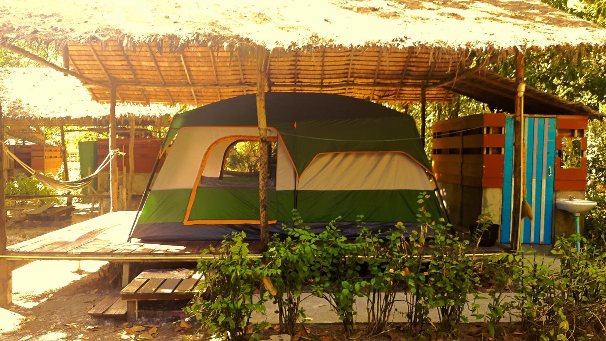 Phayam Friends Hotell Koh Phayam Exteriör bild