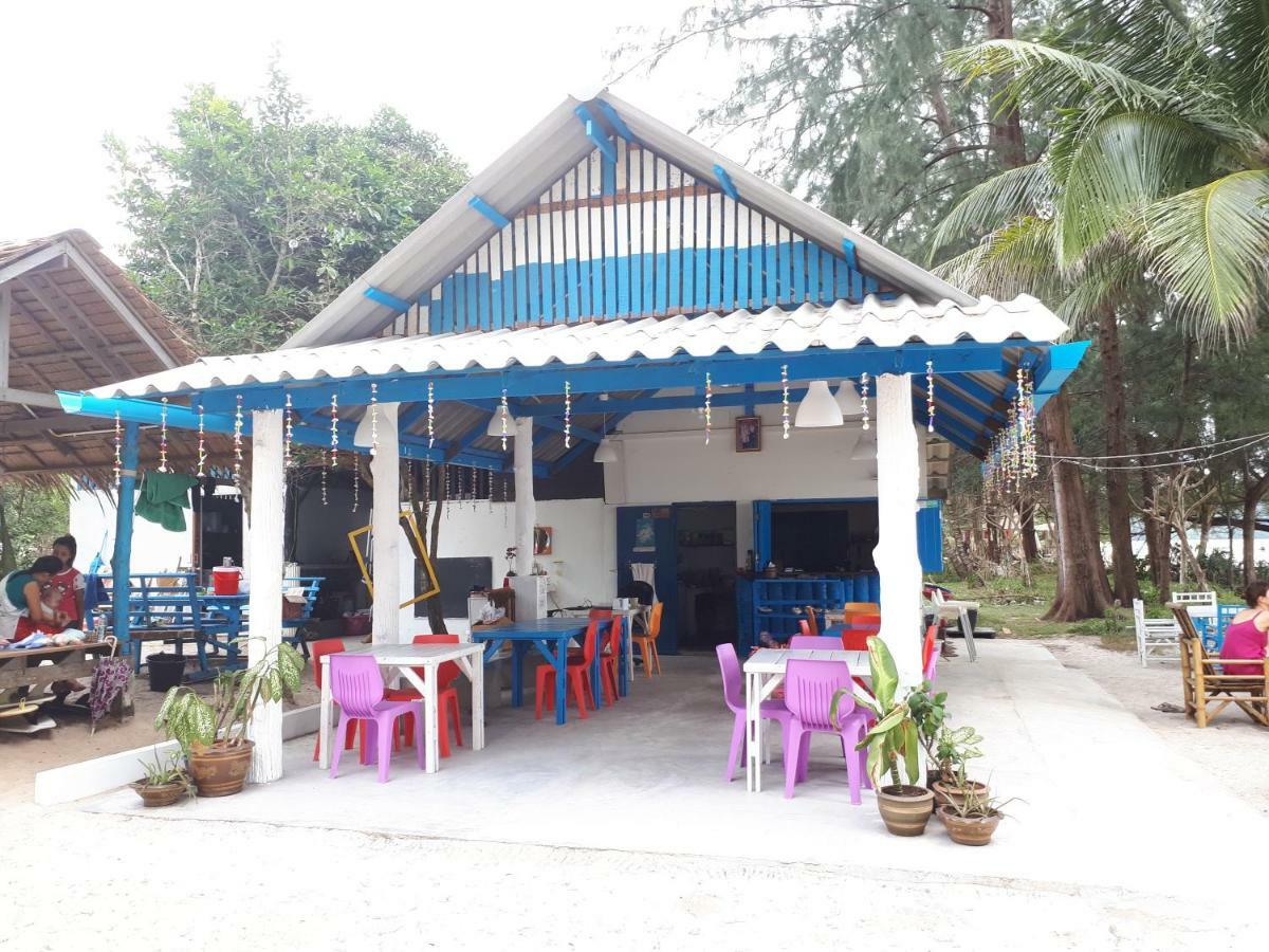 Phayam Friends Hotell Koh Phayam Exteriör bild