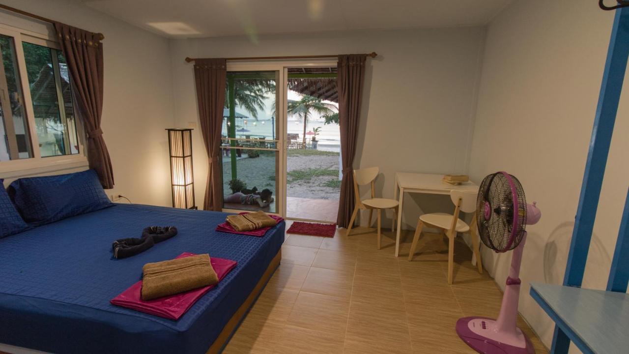 Phayam Friends Hotell Koh Phayam Exteriör bild