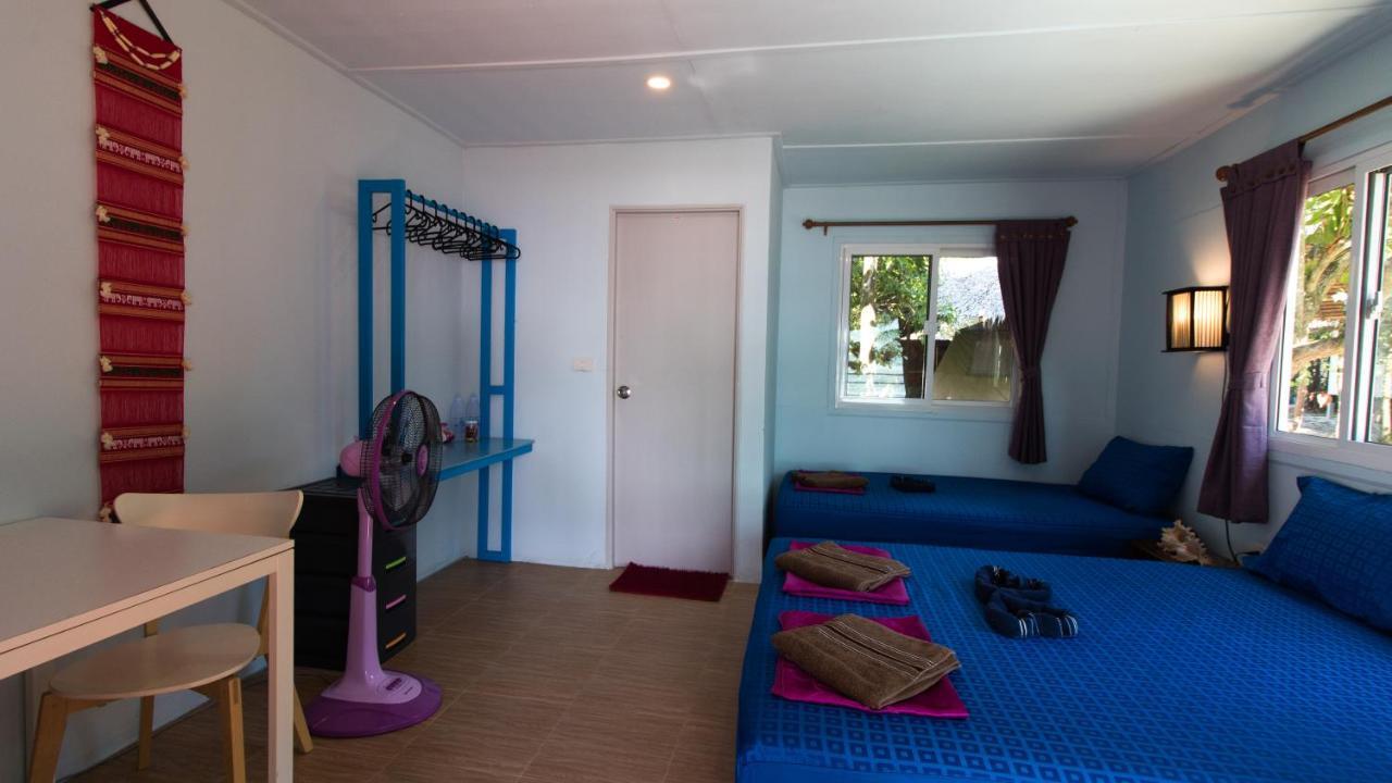 Phayam Friends Hotell Koh Phayam Exteriör bild